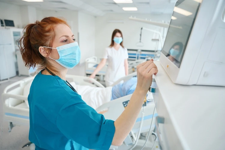 Bridging the Gap: Telemedicine and Remote Patient Monitoring in Modern Healthcare